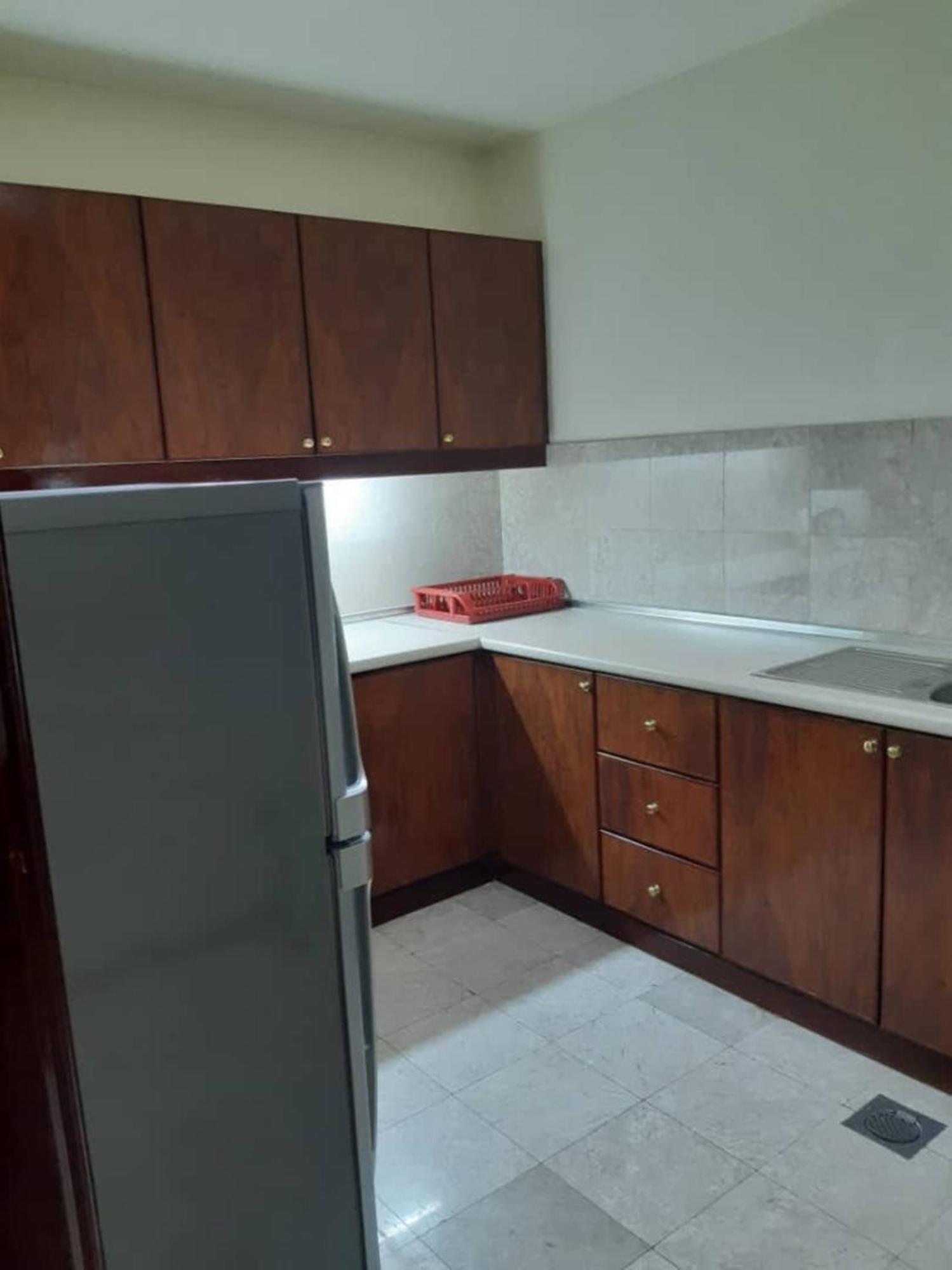 Apartment 100 Service At Times Square Kl *