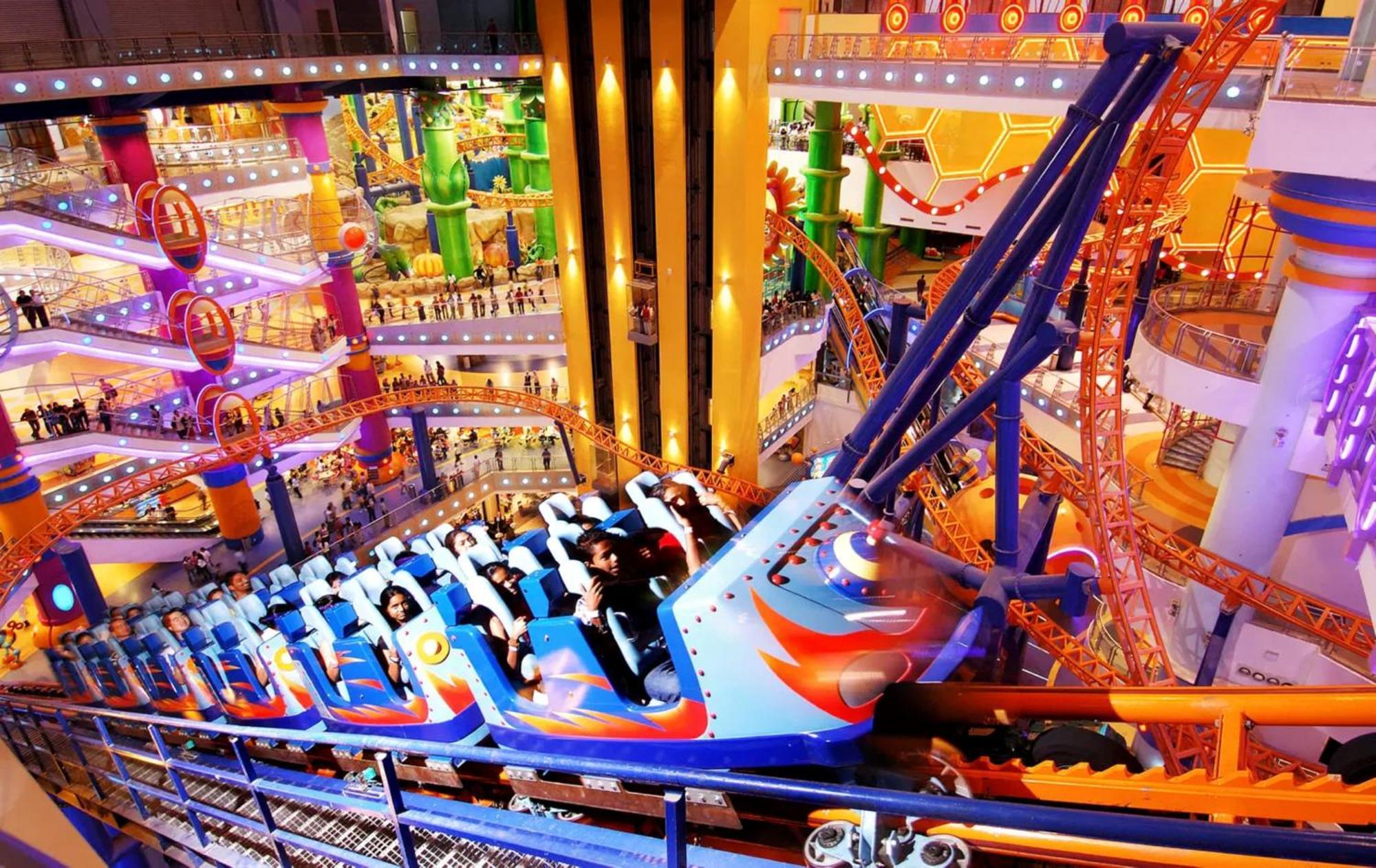 100 Service At Times Square Kl *